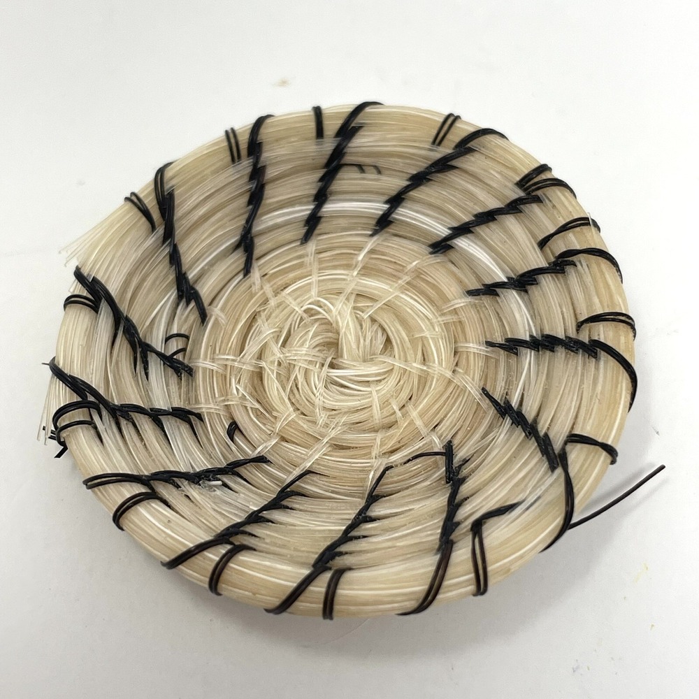 Native Tohono O'odham Horsehair Basket Vintage Native‎ American 1 ¼"